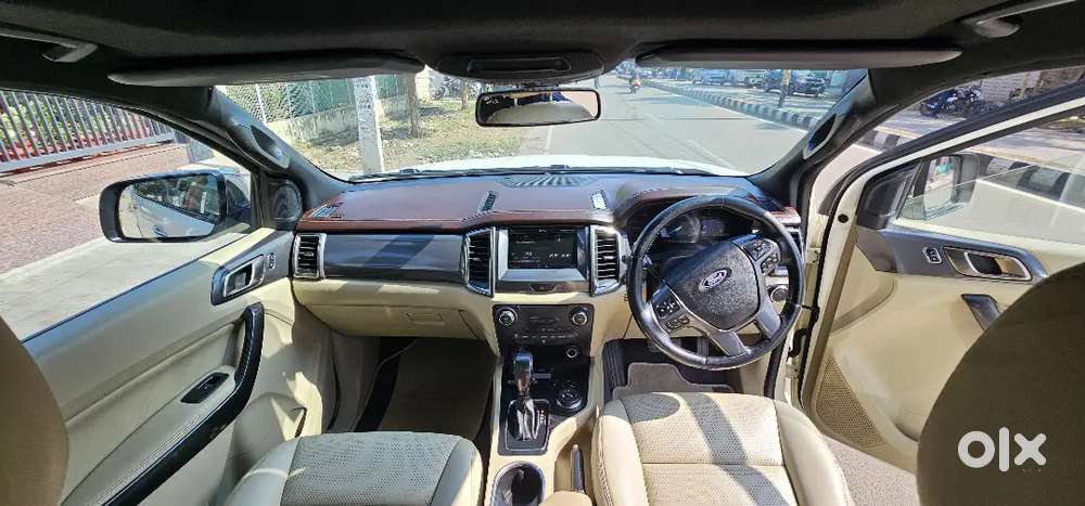 Endeavour 3.2 //85000 Klm //showroom Condition//all New Tyres