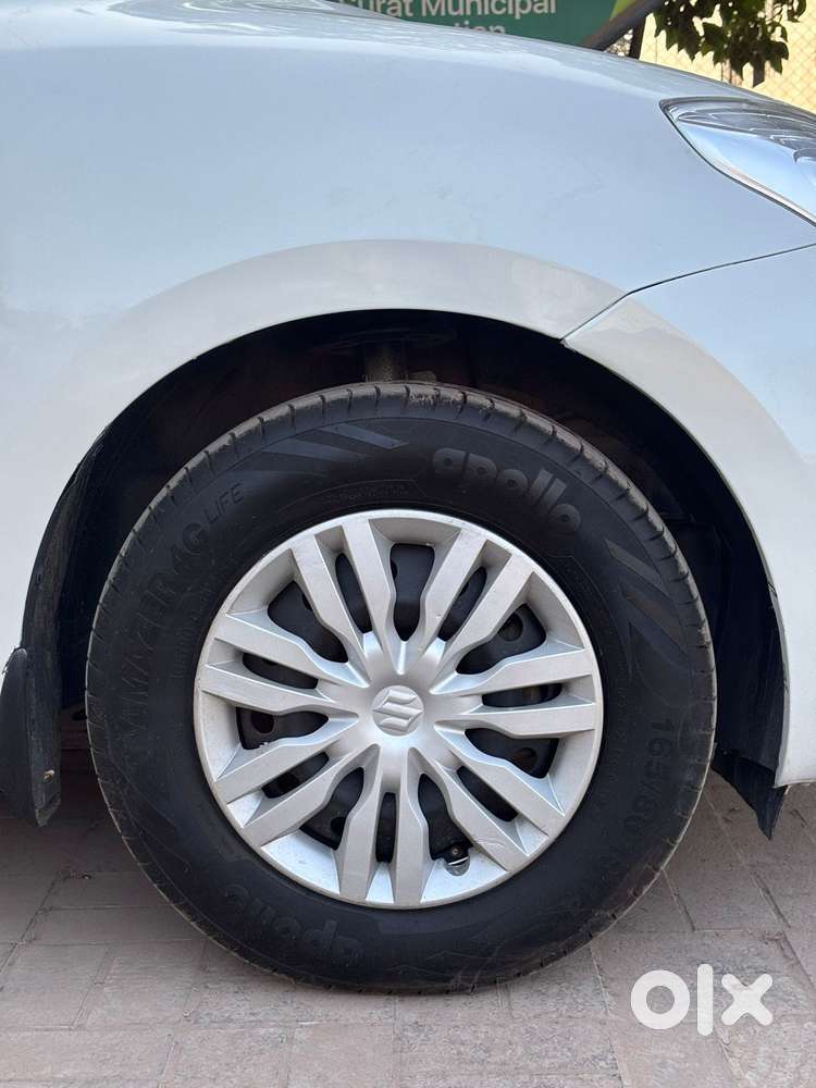 Maruti Suzuki Dzire 1.2 Vxi, 2022, Petrol