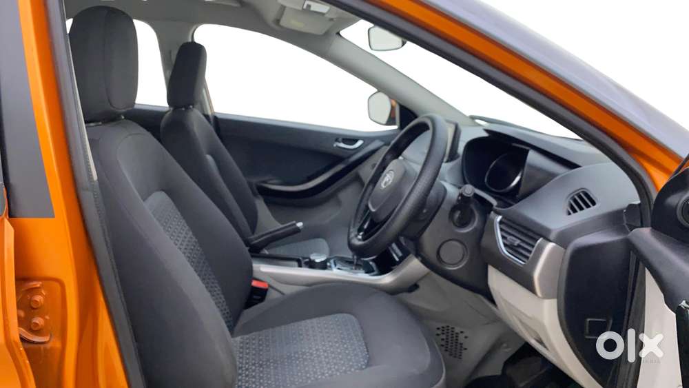 Tata Nexon 1.2 Revotron Xza Plus Dualtone, 2019, Petrol