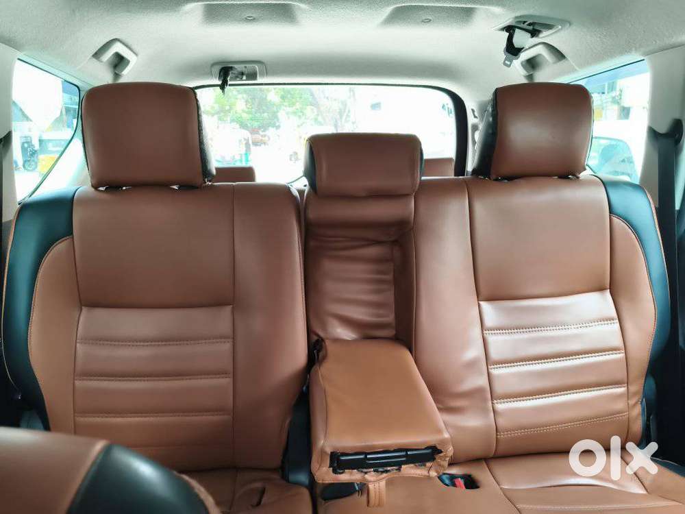 Toyota Innova Crysta 2.4 G Mt 8s, 2020, Diesel