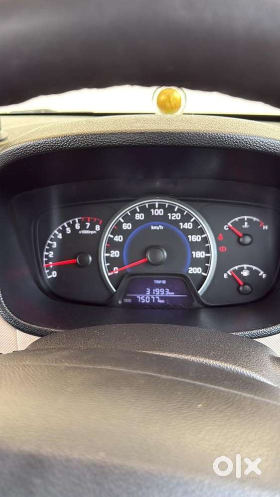 Hyundai Grand I10 2015 Petrol 75000 Km Driven