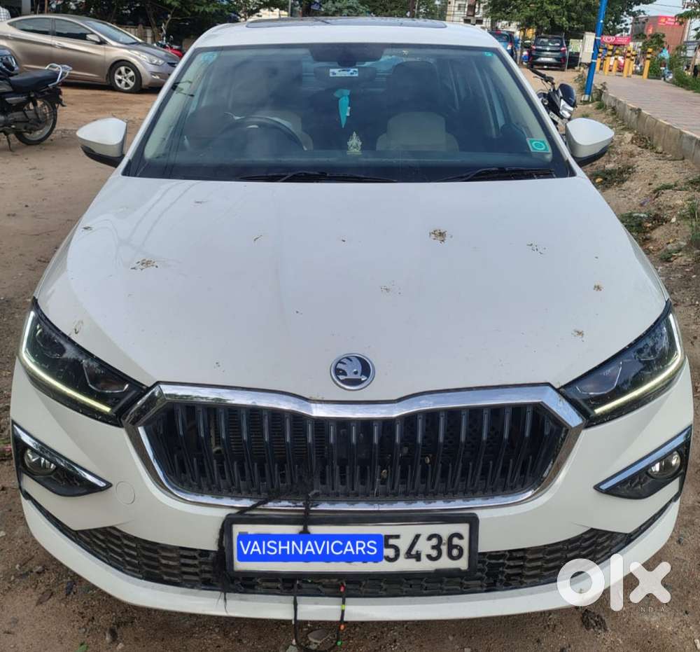 Skoda Slavia 1.0 Tsi Style, 2022, Petrol