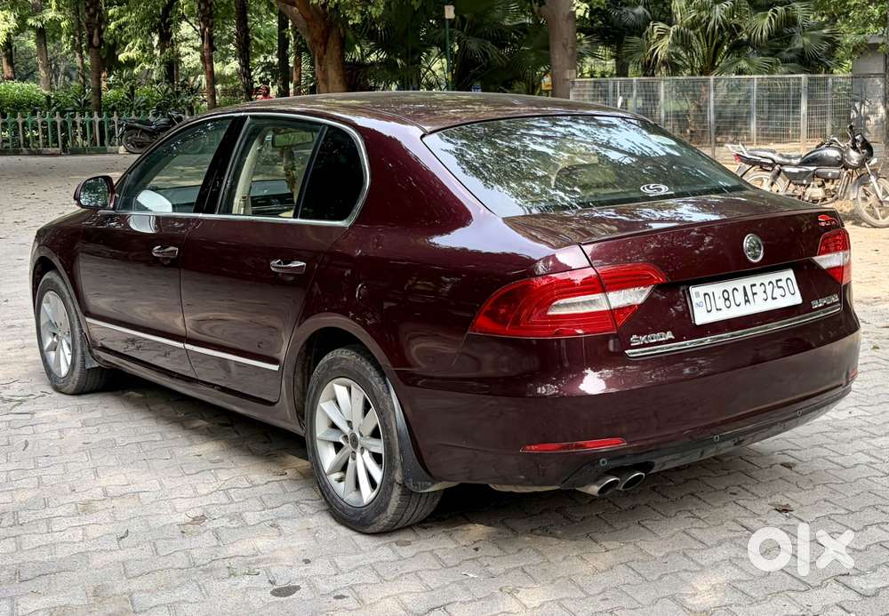 Skoda Superb 1.8 Elegance Tsi At, 2014, Petrol