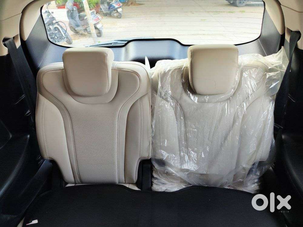 Mahindra Xuv700 2.2 Ax 7 Diesel At Str Awd, 2022, Diesel