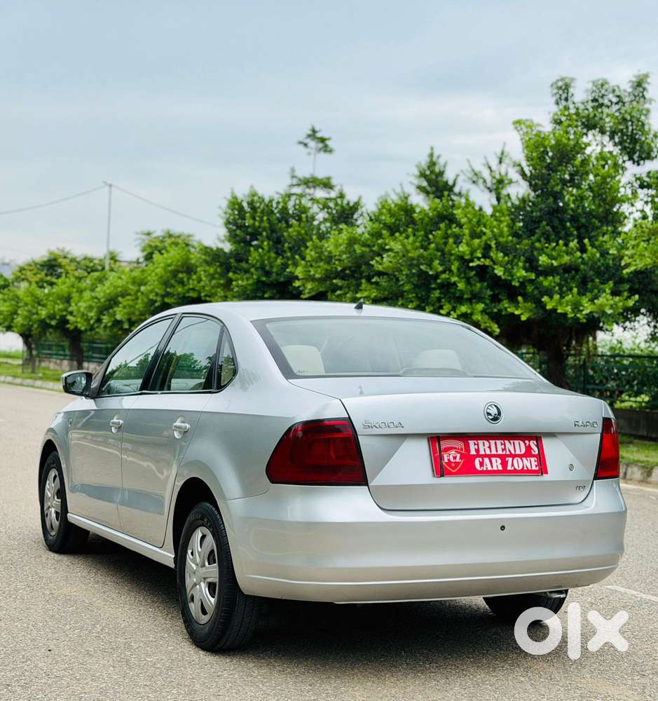 Skoda Rapid 1.6 Tdi Ambition, 2013, Diesel