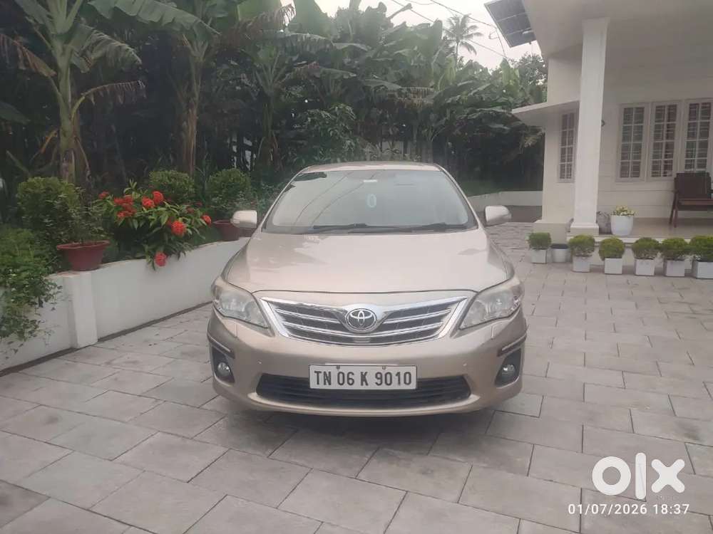 Toyota Corolla Altis 2013