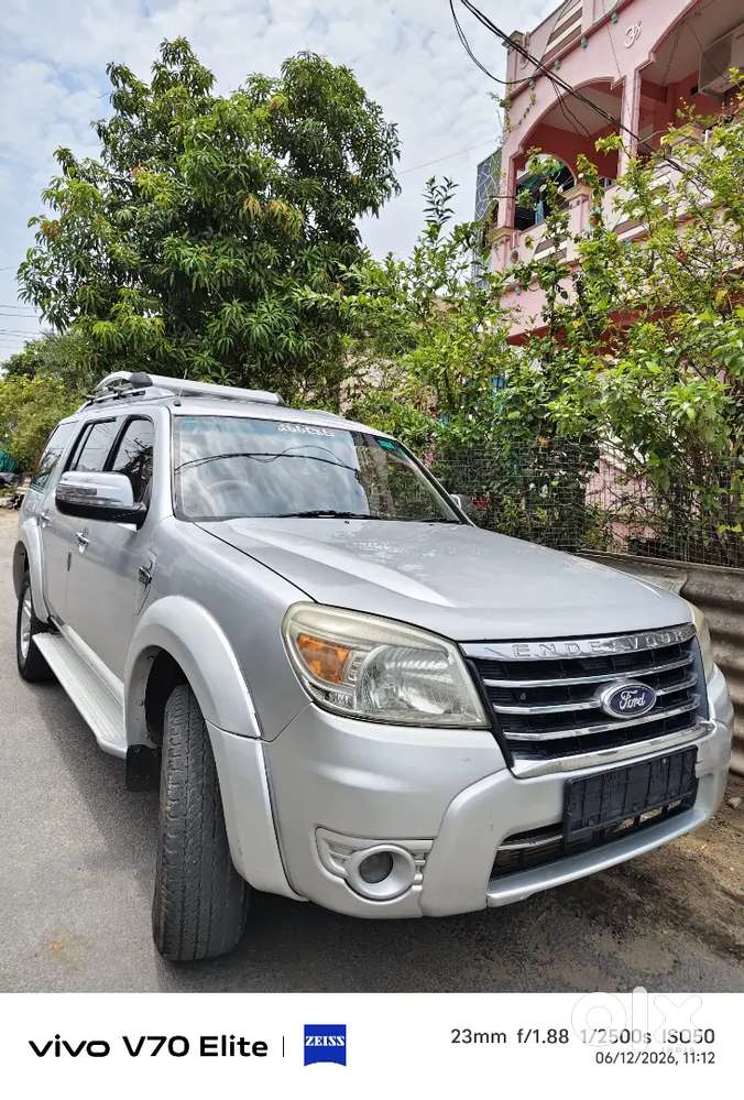 Ford Endeavour 2.5 Diesel 2011