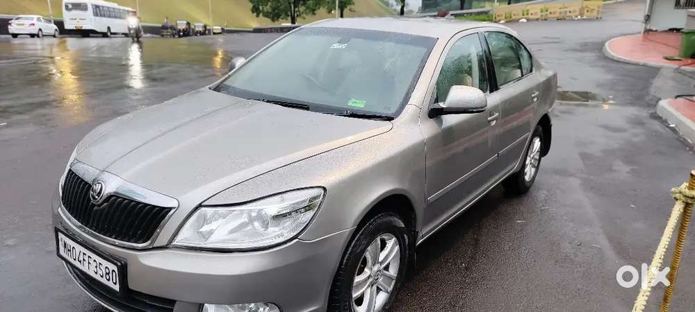 Skoda Laura Ambition 2012