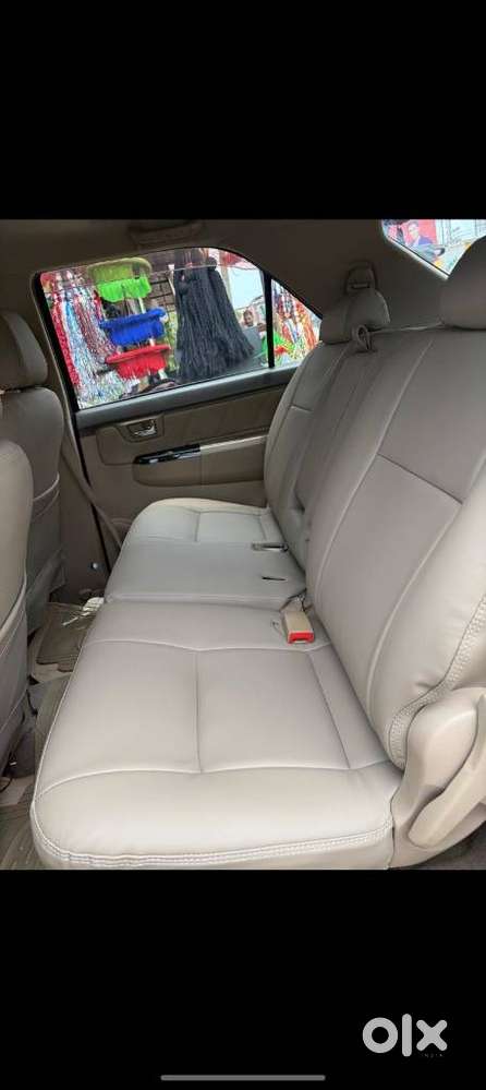 Toyota Fortuner 4x2 Manual, 2012, Diesel