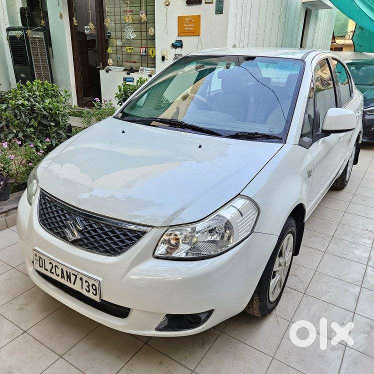 Maruti Suzuki Sx4 Vxi Bsiv, 2011, Petrol