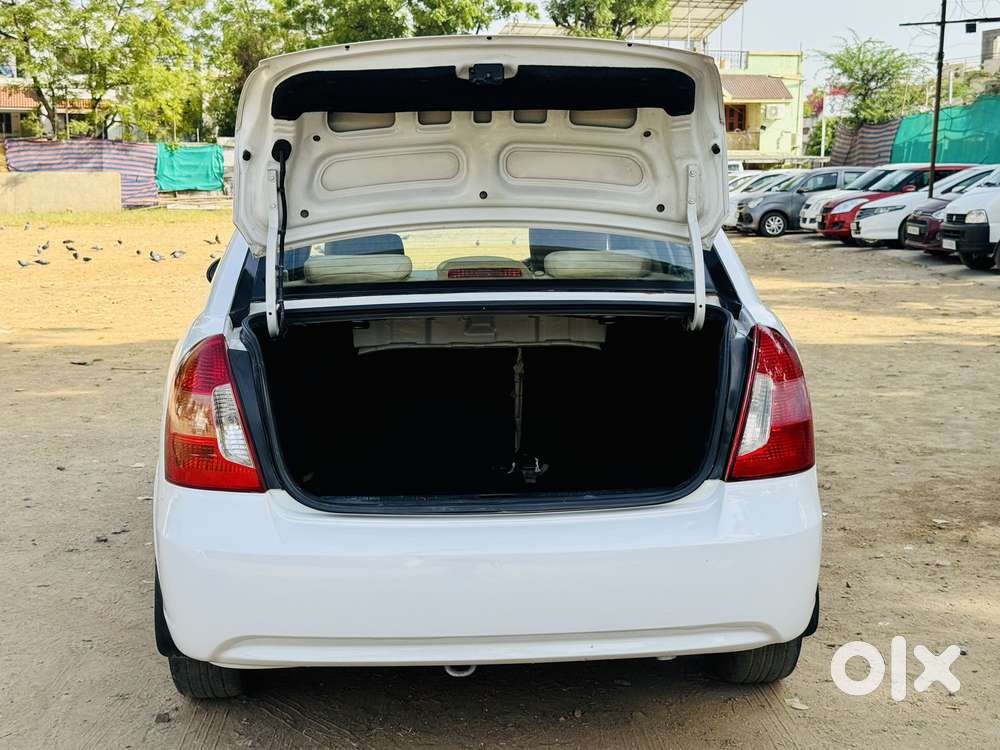 Hyundai Verna Vtvt 1.6 Sx, 2009, Petrol