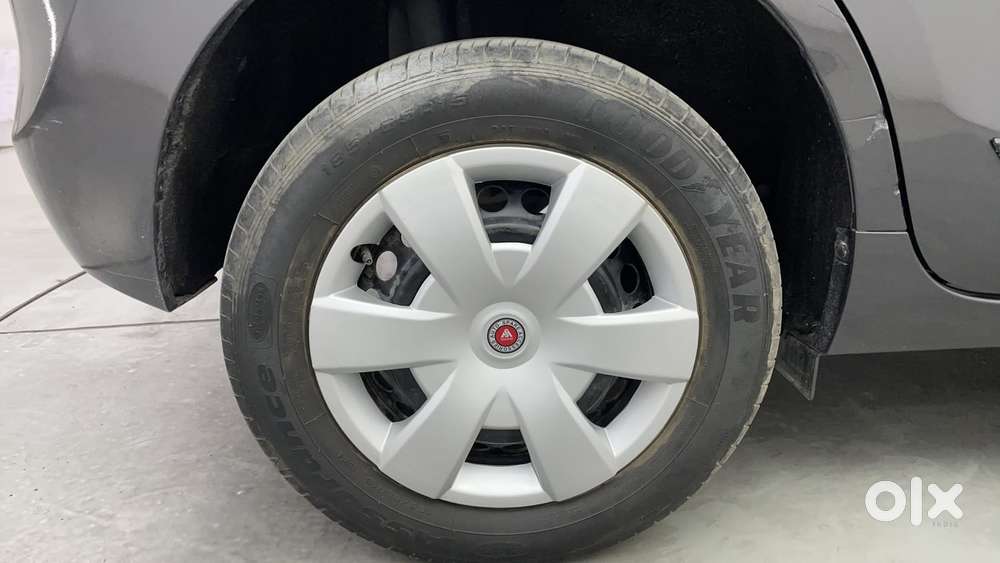 Maruti Suzuki Baleno Delta, 2016, Petrol