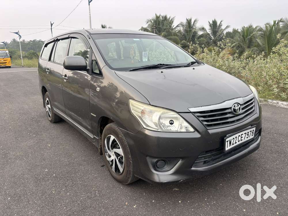 Toyota Innova 2.5 G (diesel) 8 Seater, 2012, Diesel