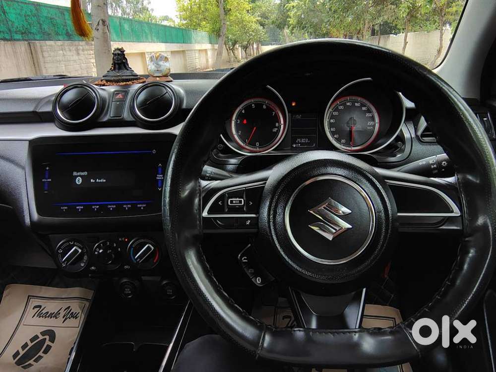 Maruti Suzuki Swift Vxi + Manual, 2022, Petrol