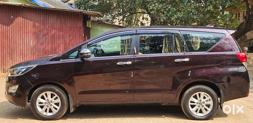 Toyota Innova Crysta