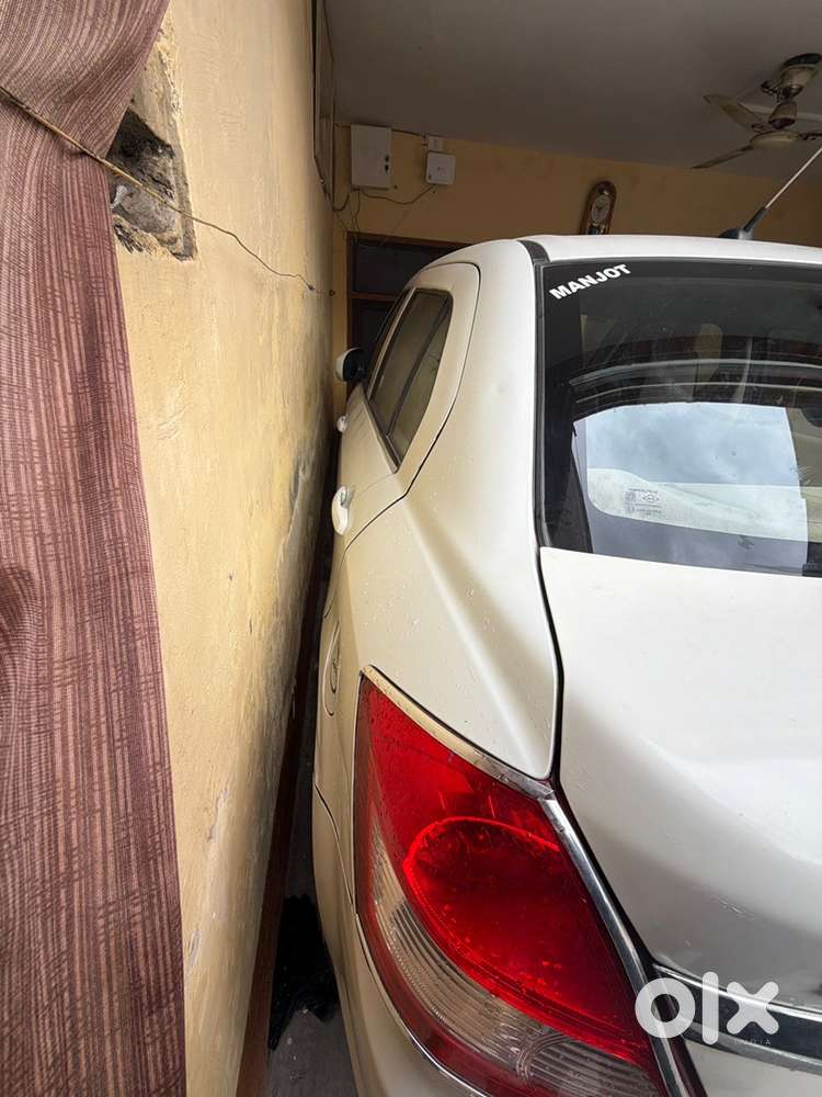 Maruti Suzuki Swift Dzire Tour 2017 Petrol