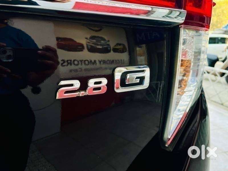 Toyota Innova Crysta 2.8 Gx At 8 Seater, 2017, Diesel