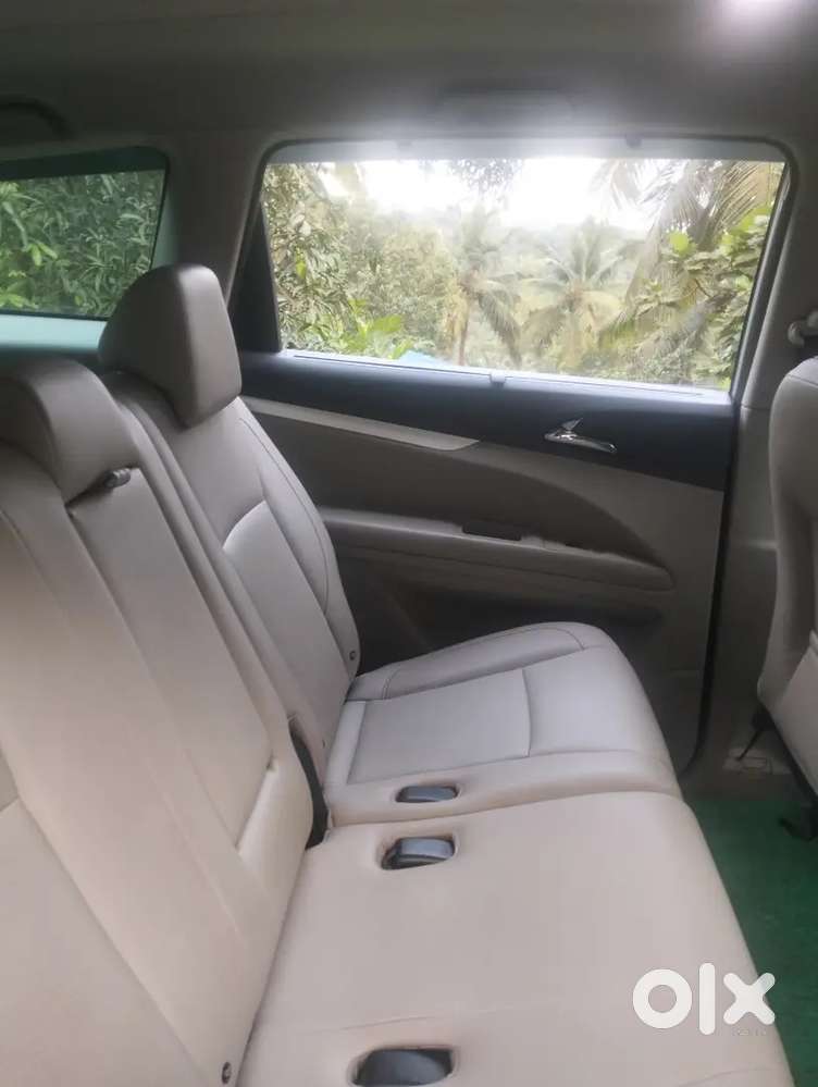 Mahindra Marazzo Diesel 2020
