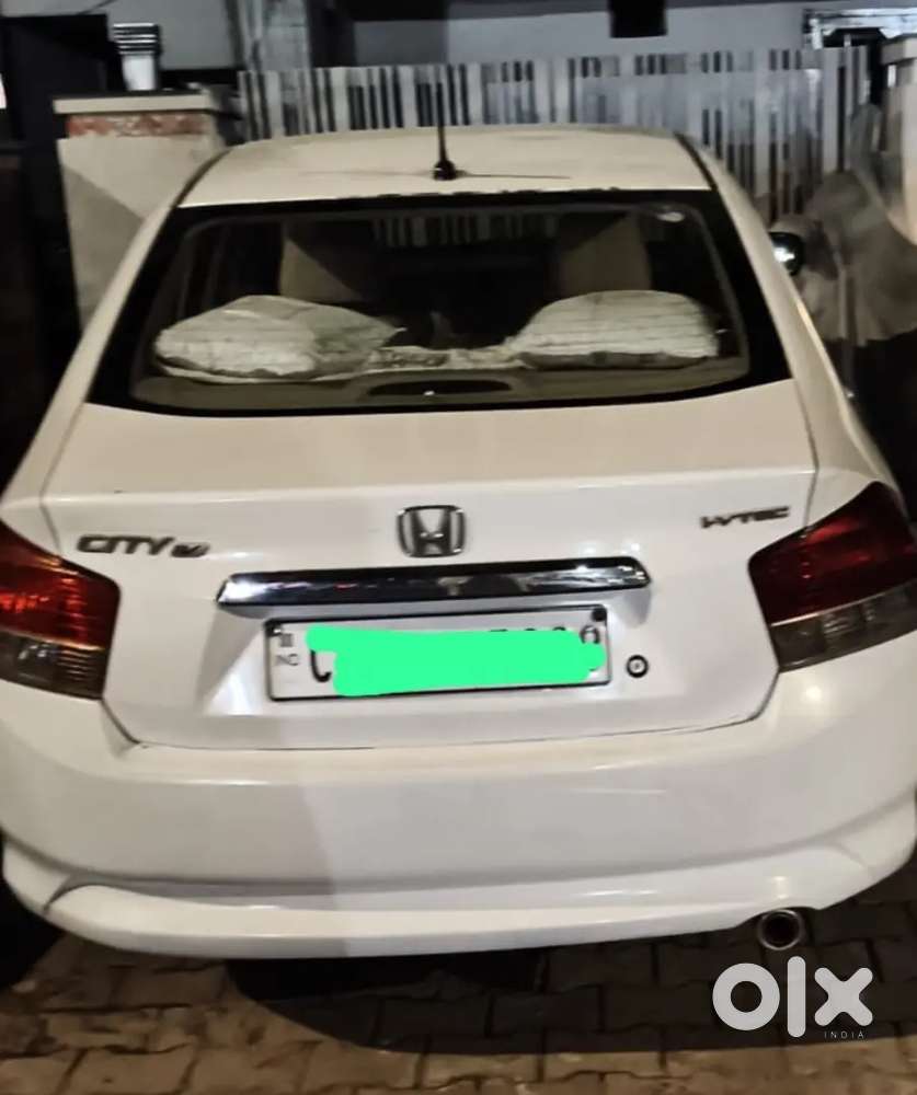 Honda City Petrol V At 2010 - Mint Condition