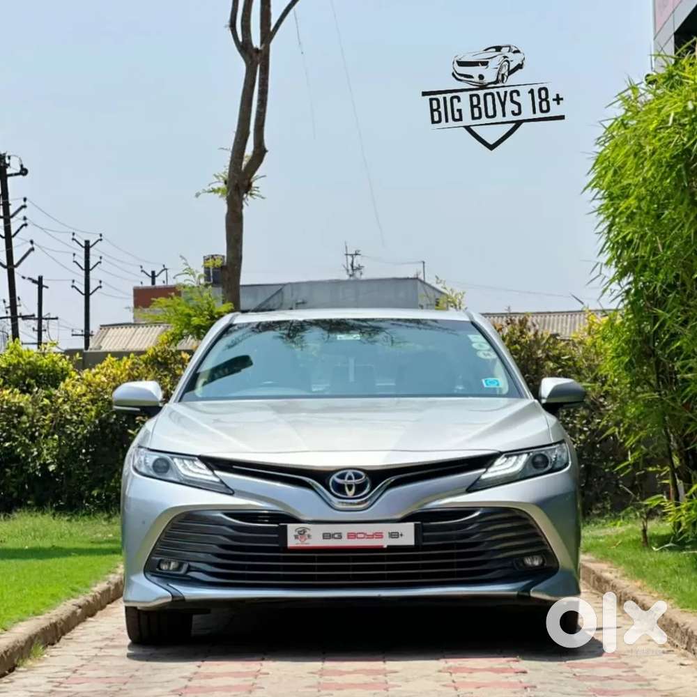 Toyota Camry Hybrid, 2020, Petrol