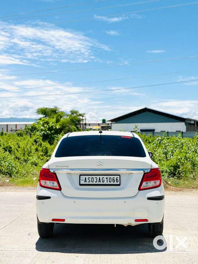 Maruti Suzuki Dzire 1.2 Vxi, 2023, Petrol