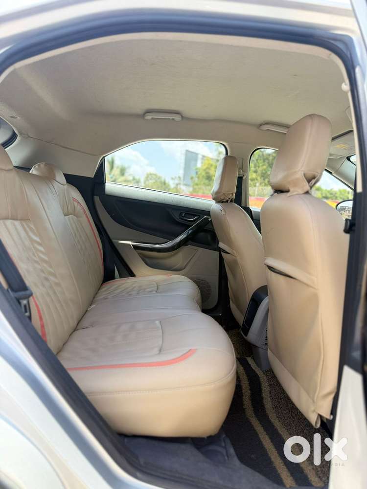 Tata Nexon 1.2 Revotron Xma, 2019, Petrol
