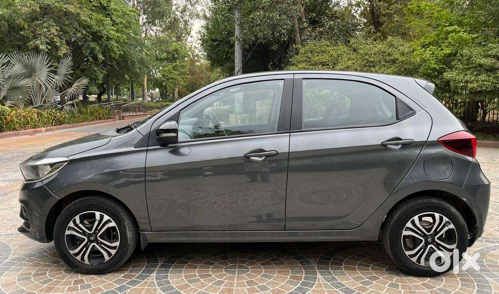 Tata Tiago 1.2 Revotron Xt (o), 2024, Petrol