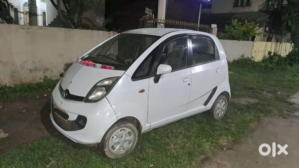 Tata Nano Lx 2013