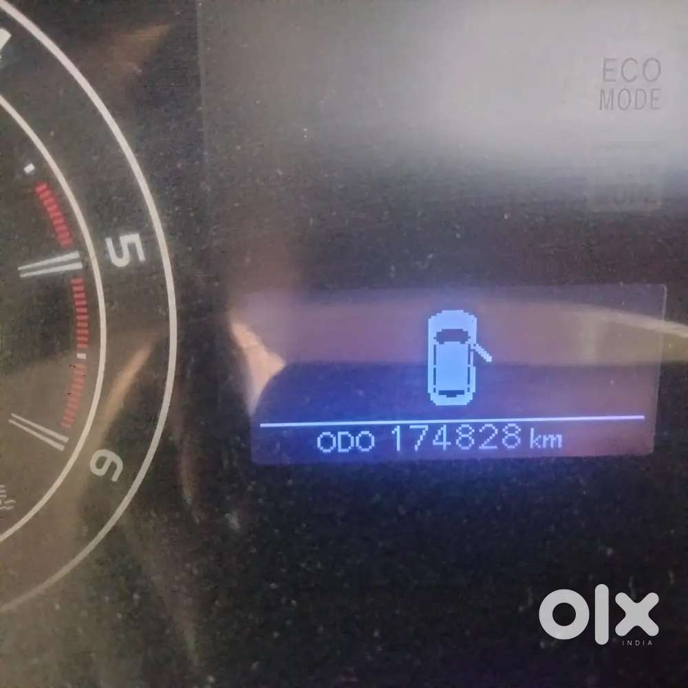 Toyota Innova Crysta 2016