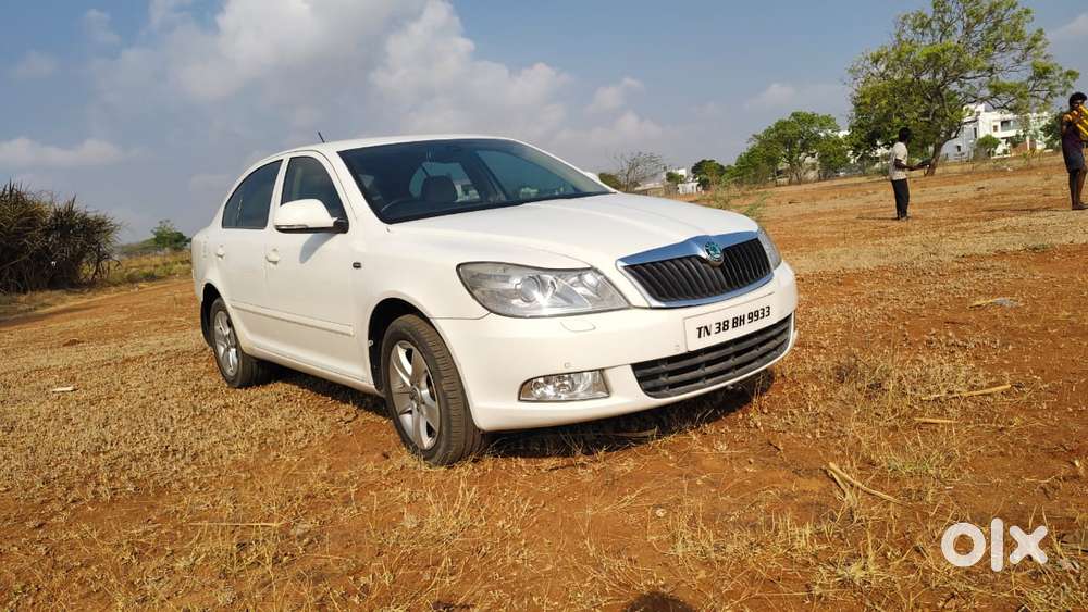 Skoda Laura 2.0 Tdi At L And K, 2011, Diesel