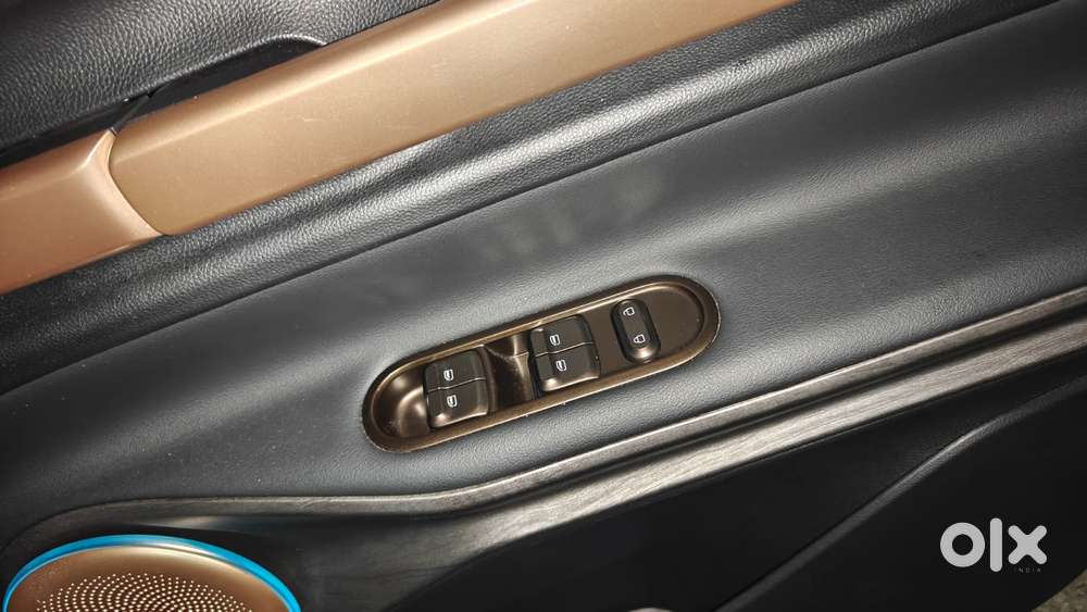 Mg Windsor Ev Essence, 2026, Electric