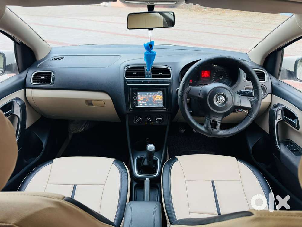 Volkswagen Polo Petrol Highline 1.6l, 2012, Diesel