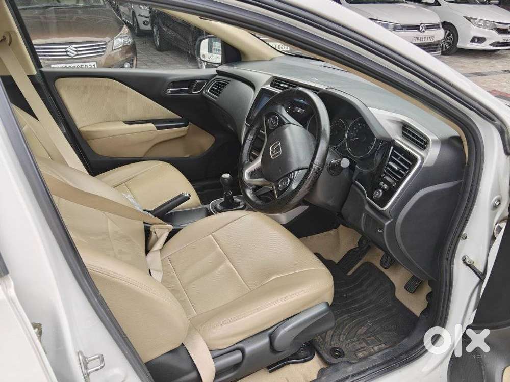Honda City 1.5 V 5th Gen I-vtec Mt, 2022, Petrol