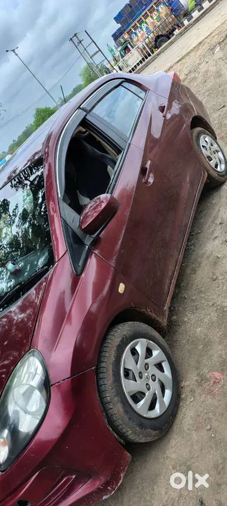 Honda Amaze 2014 Diesel 100000 Km Driven