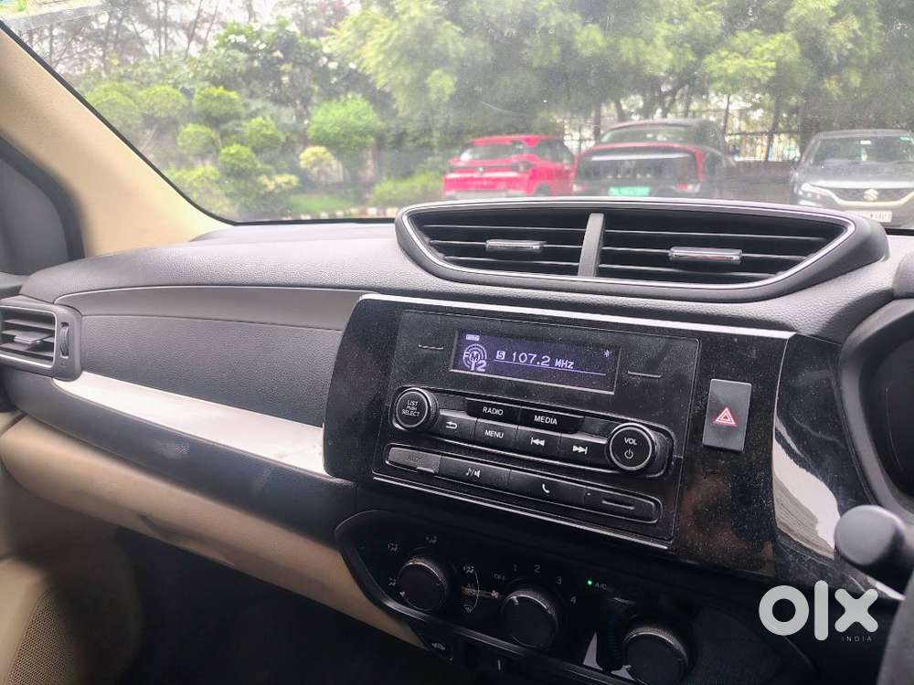Honda Amaze 2024 Petrol Well Maintained