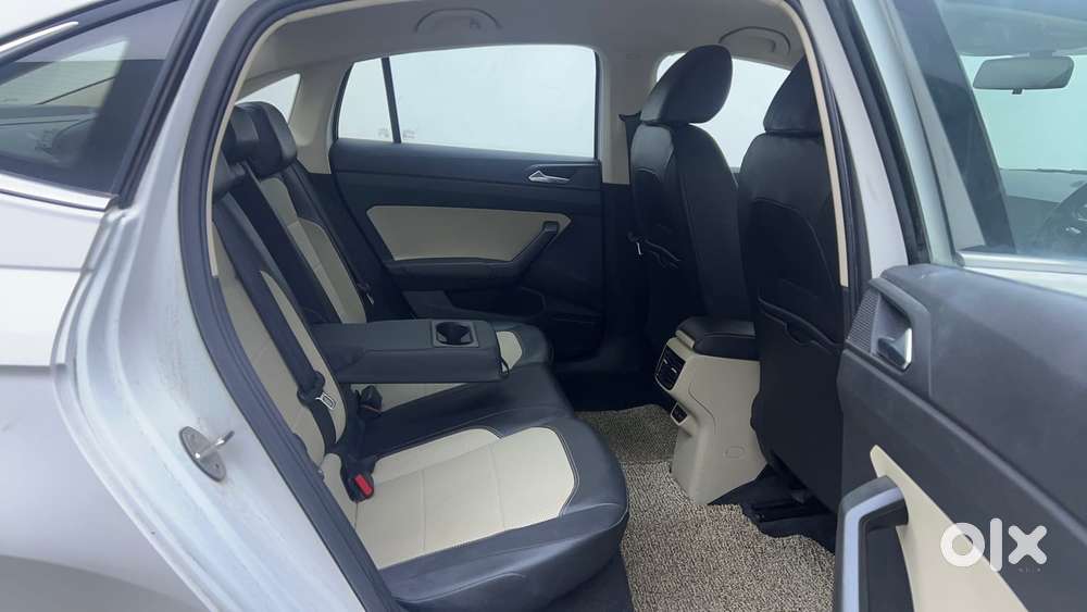 Skoda Slavia Style (non-sunroof), 2022, Petrol