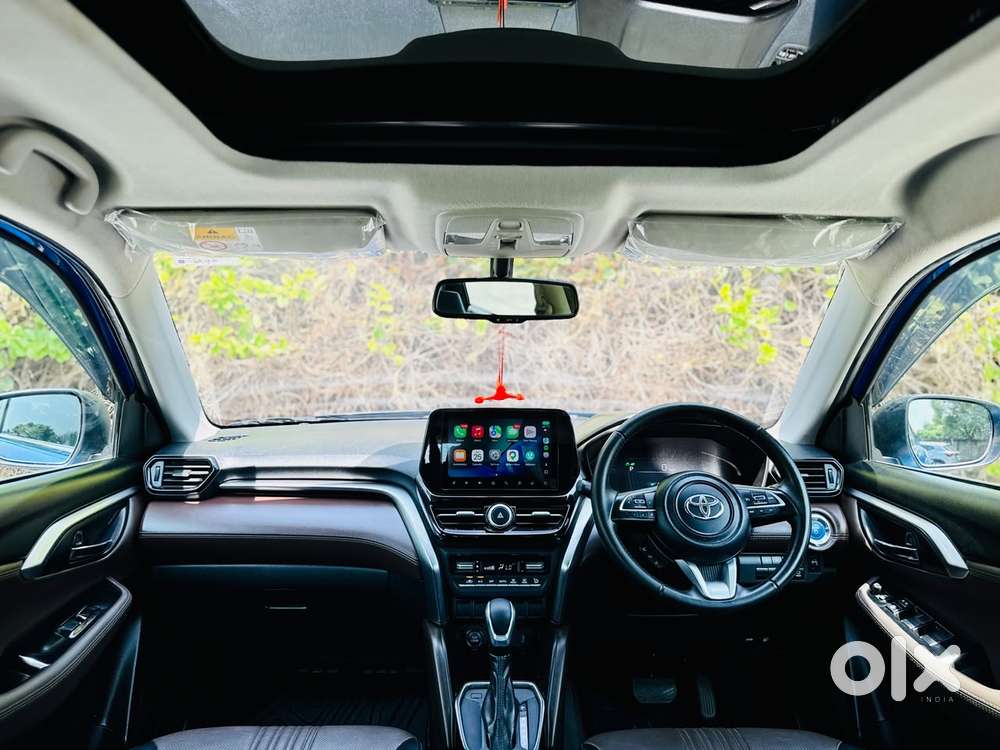 Toyota Urban Cruiser Hyryder 1.5 V Hybrid, 2024, Petrol