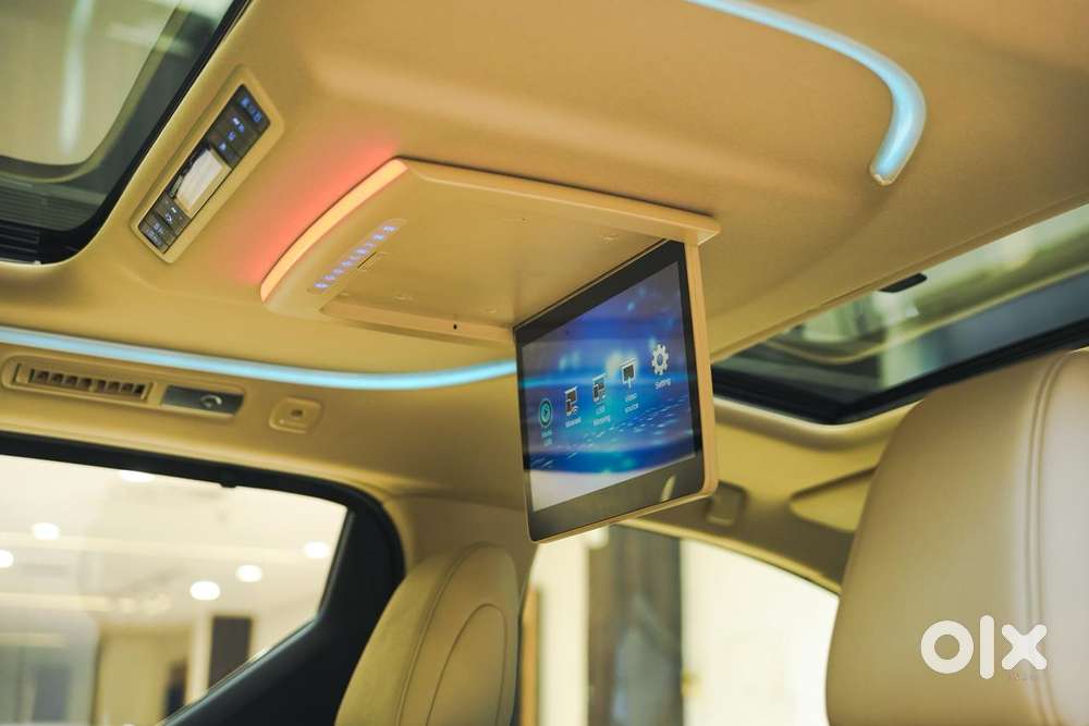 Toyota Vellfire Vip – Executive Lounge, 2022, Petrol