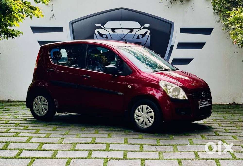 Maruti Suzuki Ritz Vxi, 2011, Petrol