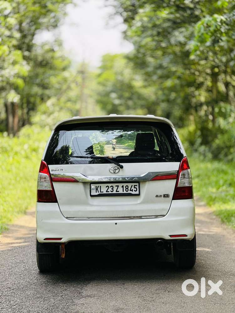 Toyota Innova 2.5 Gx 7 Str Bs-iii, 2012, Diesel