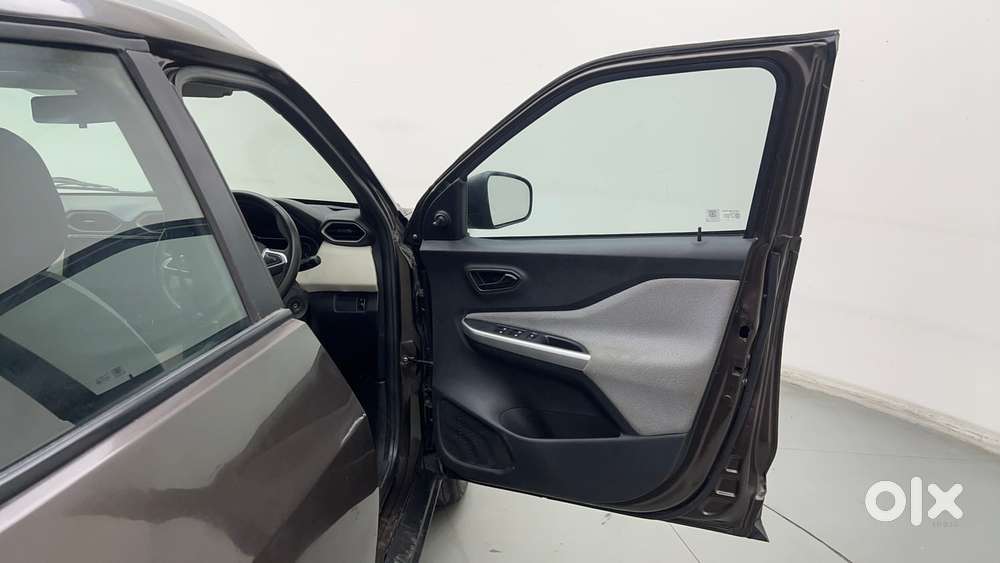 Nissan Magnite 1.0 Xe, 2023, Petrol