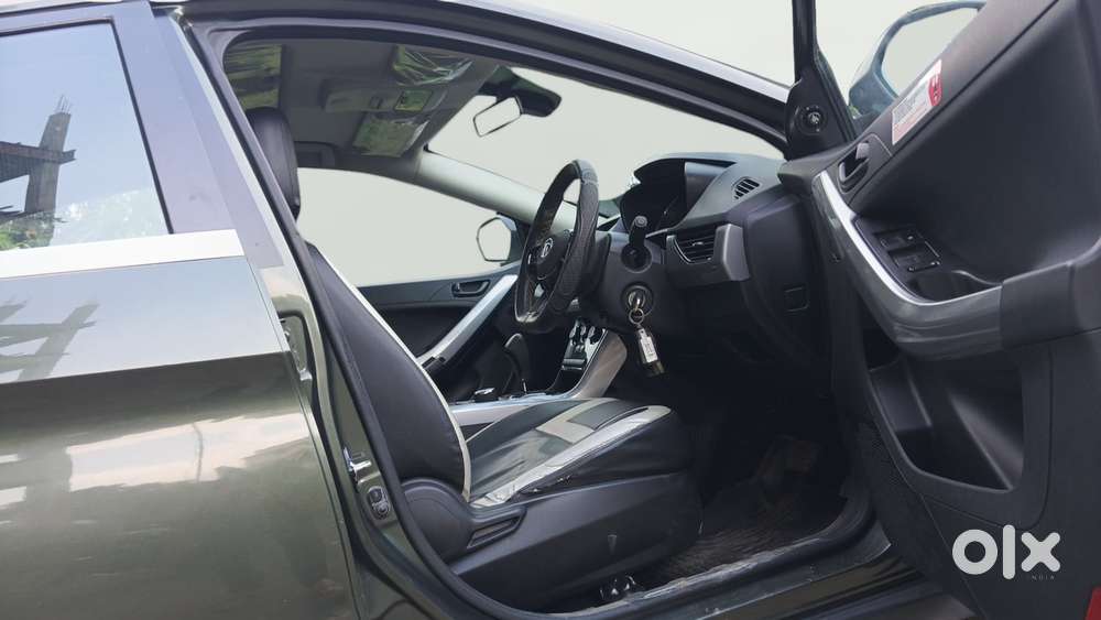 Tata Nexon 1.5 Revotorq Xma Amt (s), 2022, Diesel