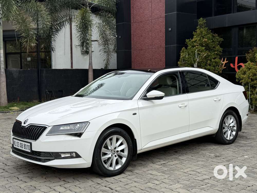 Skoda Superb Lk 1.8 Tsi At, 2017, Petrol