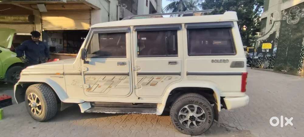 Mahindra Bolero 2012 Diesel Well Maintained8