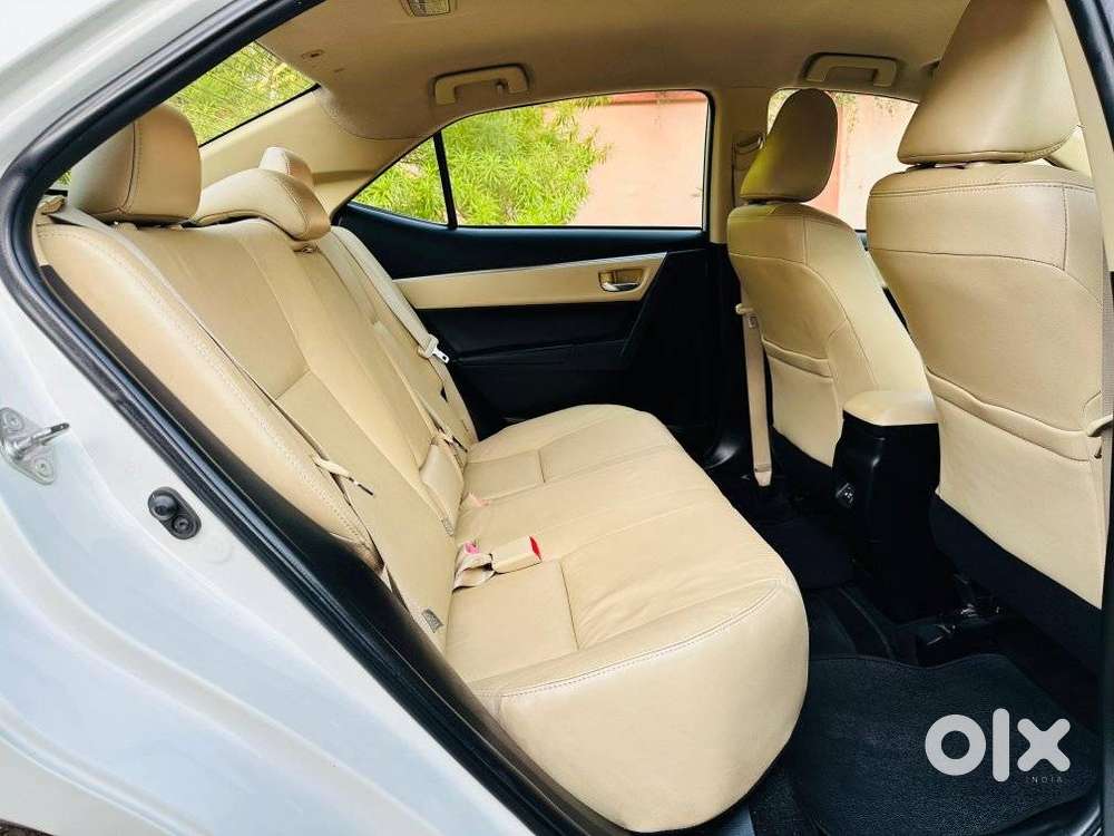 Toyota Corolla Altis 1.8 Gl, 2017, Petrol