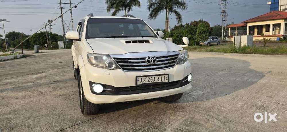 Toyota Fortuner 4x2 Manual, 2015, Diesel