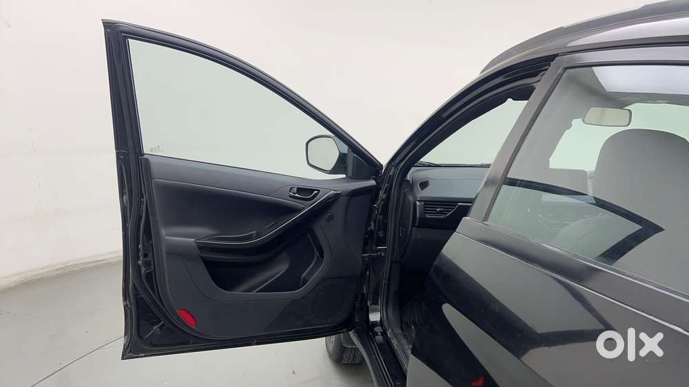 Tata Nexon 1.5 Revotorq Xza Plus S Amt, 2023, Petrol