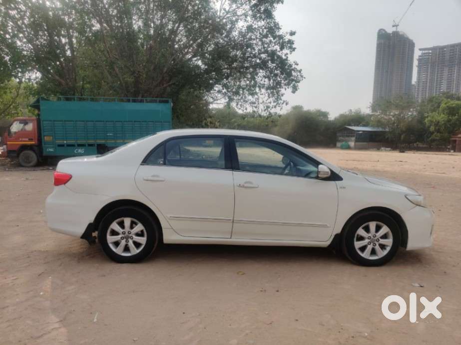 Toyota Corolla Altis Vl, 2013, Cng & Hybrids