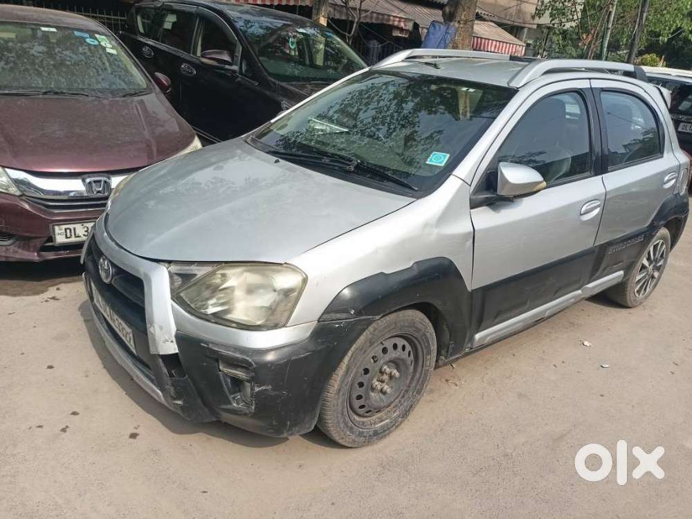 Toyota Etios Cross 1.2l G, 2015, Petrol