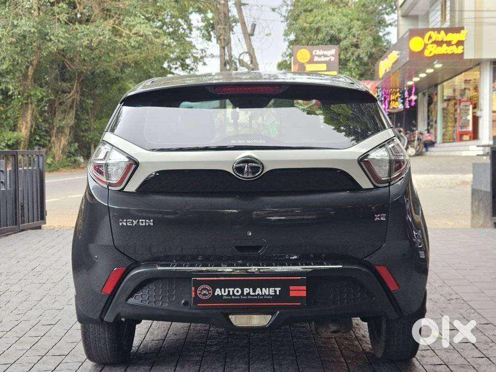 Tata Nexon 1.2 Revotron Xe, 2017, Petrol